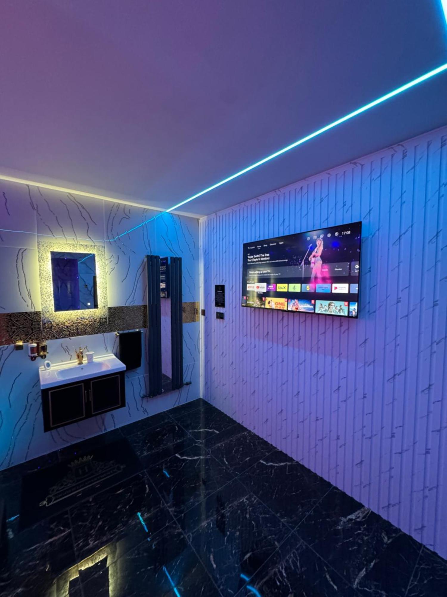 Highfield Private Spa Apartment Bradford  Exteriör bild