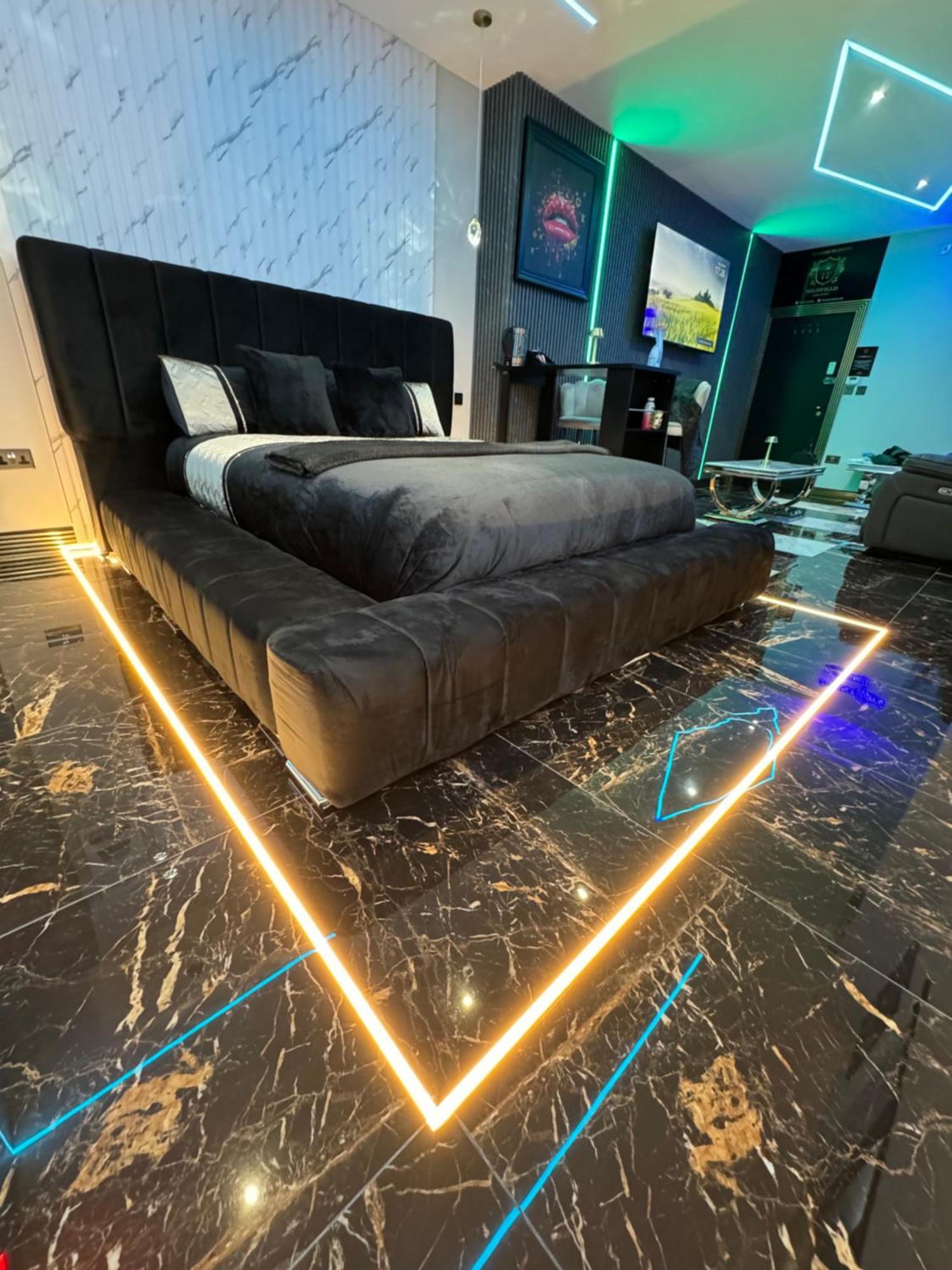Highfield Private Spa Apartment Bradford  Exteriör bild