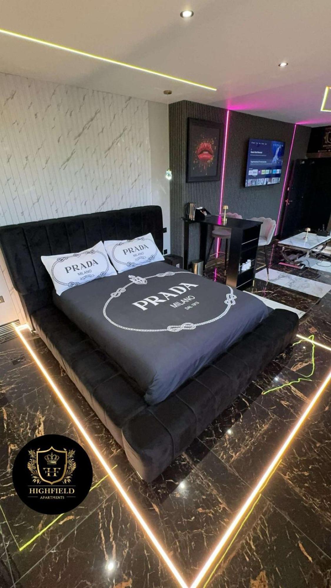 Highfield Private Spa Apartment Bradford  Exteriör bild